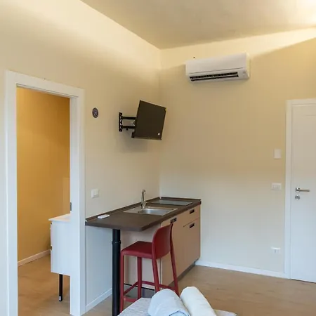 Imola Rooms 3*